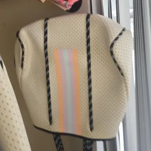 Stylish White Tote Bag with Blue Accents thumbnail 4