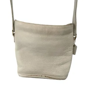 Vintage Coach Ivory Cream Crossbody Bag thumbnail 4