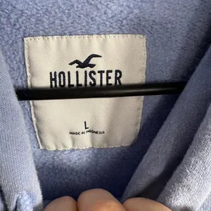 H92. Hollister Co. Blue/lavender hoodie Size L thumbnail 2