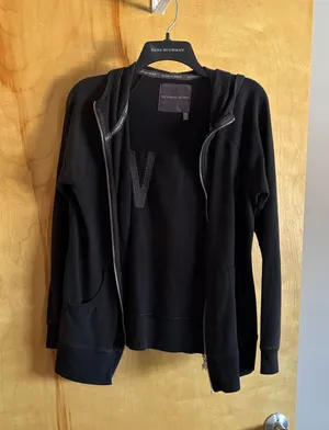 Women’s Victoria Secret Hopdie thumbnail 1