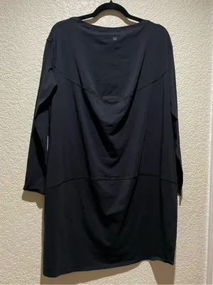 Lululemon NWT Back in action Long Sleeve Black Dress Oversized Size 6 thumbnail 6