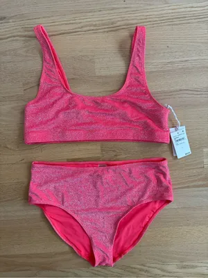 Good American Fiery Coral Sparkle Bikini Set thumbnail 1
