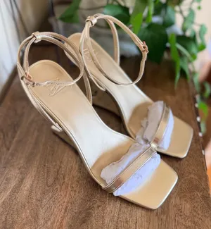 AJ by Aminah Lunaheel Sandal Women 8.5 Gold Metallic Sculptural Wedge Square Toe thumbnail 1