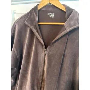 Offline Purple Velour Zip‎ Up Jacket Size Small thumbnail 3