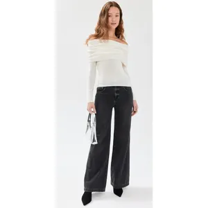 Le Superbe Aura Embellished Off-The-Shoulder‎ Sweater in Snow thumbnail 2