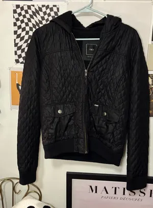 OBEY Black Quilted Sherpa Hooded Jacket Women’s Medium thumbnail 1