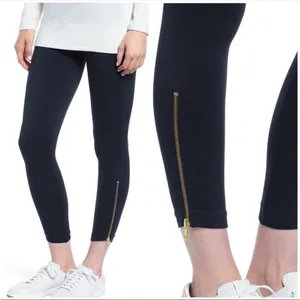 SPANX Look At Me Now Seamless Side Zip Legging in Navy Blue thumbnail 3