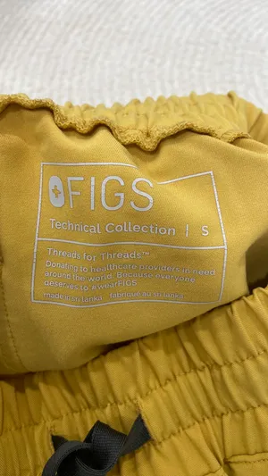 FIGS Scrub Pants thumbnail 6