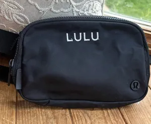 Lululemon Black Everywhere Belt Bag thumbnail 1