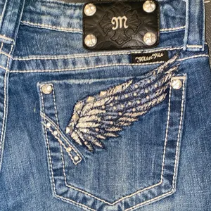 Women's MissMe 31 straight Blue Jeans with Wing Embroidery thumbnail 12