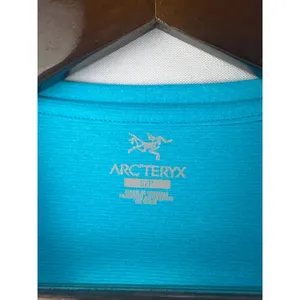 Women’s Arc’Teryx Small Bright Blue Sport T-Shirt thumbnail 5