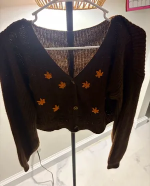 SHEIN Brown V-Neck Cardigan with Orange Floral Appliqués thumbnail 1