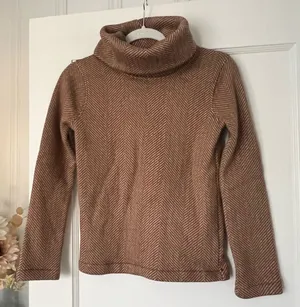 J. Crew Long-sleeve funnelneck pullover in camel herringbone size XXS EUC thumbnail 1