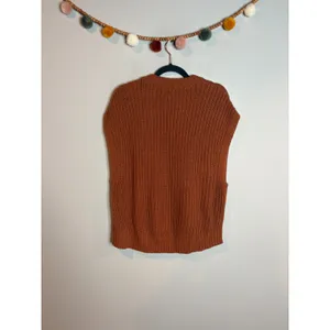 A New Day rust orange sleeveless sweater thumbnail 4