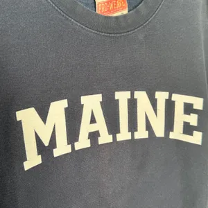 Vintage 1990s MV Sport Pro-Weave Maine Navy Crewneck Sweatshirt Medium thumbnail 4