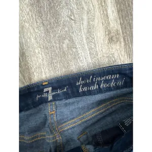 7 For All Mankind Karah Bootcut Jeans Dark Wash Short Inseam Size 29 thumbnail 2
