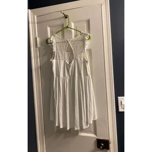 Torrid white tank lace top size 0 thumbnail 4