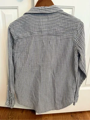Universal Threads 100% Cotton Striped Collar Button Down Long Sleeve - Medium thumbnail 8