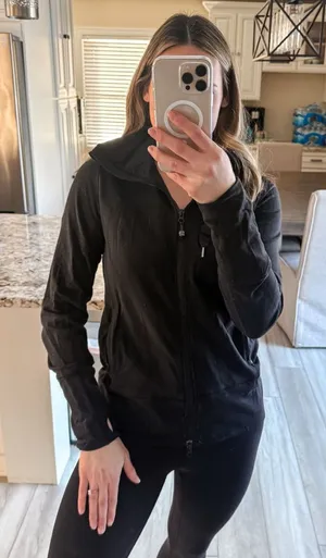lululemon Define Jacket Black Full Zip Luon Size 8 Thumbholes thumbnail 1