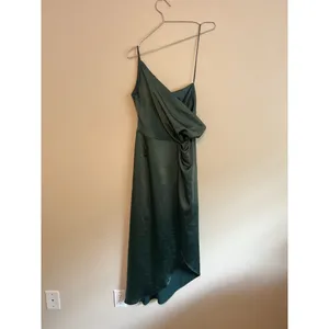 O.P.T. One Shoulder Satin Ivy Midi Dress Size S‎ Green High Slit Lined New thumbnail 3