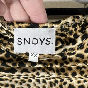 SNDYS x Revolve Skin Leopard Bodycon Maxi Dress Size XS Sexy Designer‎ Going Out thumbnail 4