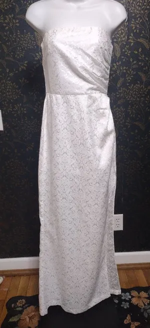Fate White Strapless Satin Brocade Dress thumbnail 1