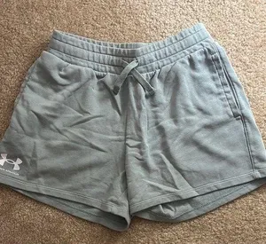 Under Armour Women's Shorts thumbnail 1