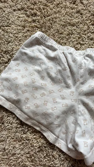 Brandy Melville sleep shorts  thumbnail 5