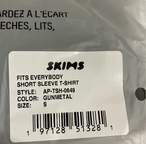 SKIMS Fits Everybody T-Shirt S thumbnail 5