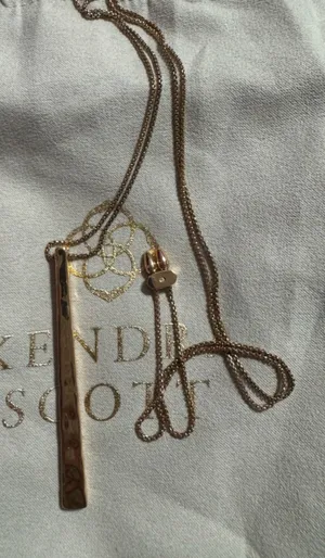 Kendra Scott "Scottie" Pendant Necklace thumbnail 1