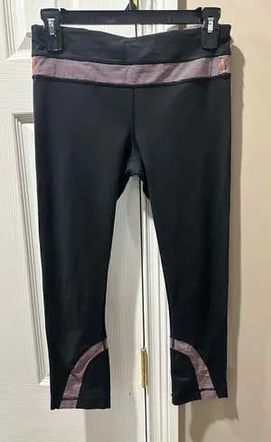 Lululemon Run Inspire Crop II Leggings-size 6 thumbnail 1