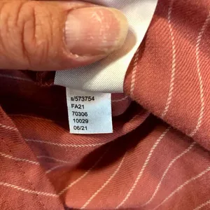 Loft Women’s Button Down Long Sleeve Blouse Pink White Size Small thumbnail 10