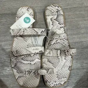 A new day Snakeskin Patterned Sandals 9.5 thumbnail 4