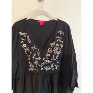 Sunny Leigh Peplum Blouse Black XL Women Embroidered V-Neck Boho Peasant Top thumbnail 8