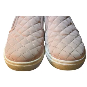 Steve‎ Madden Blush Pink Sneaker Womens Size 7 Excellent Quilted Slip On thumbnail 4