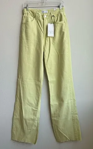NWT Zara Wide Flare Leg Green Solid Wash Raw Hem Jeans High Rise Size 8 thumbnail 1