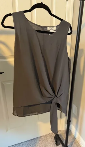 Zenana Gray Tie Tank Blouse thumbnail 1
