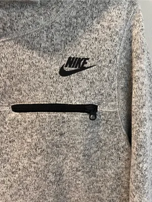 Nike Tech Fleece Heathered Gray Pullover Hoodie Women’s Sweatshirt Size Medium thumbnail 3