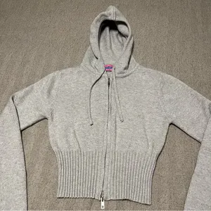 Edikted desiree knitted hooded cardigan, cropped in Gray Melange thumbnail 9