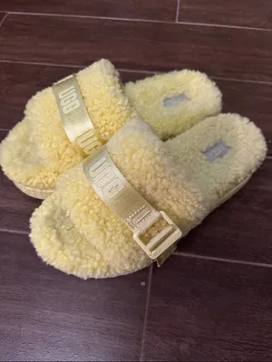 UGG Fluffita Platform Slippers thumbnail 2