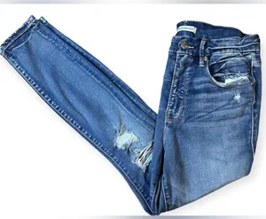 Good American Good Legs Crop Skinny Jeans thumbnail 3