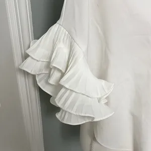 Ontwelfth Elegant White Ruffle Sleeve Top Size Small‎ thumbnail 2