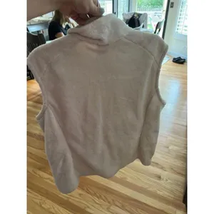 Patagonia woman’s fleece vest cream XL‎ thumbnail 5