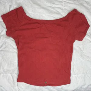 Active USA 3 for $12 Red Cropped Button Down Style Short Sleeve Loungewear Top Size Small thumbnail 2