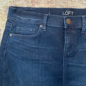 Classic Denim Dark Wash Skirt with Stretch thumbnail 4