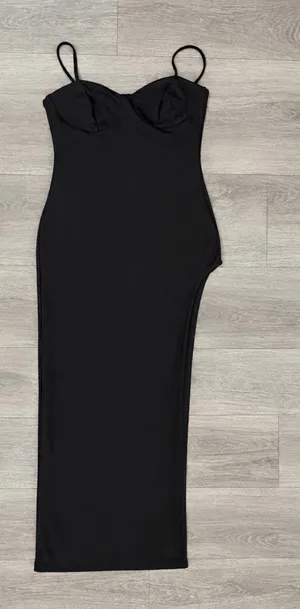 Black maxi dress Size M thumbnail 1