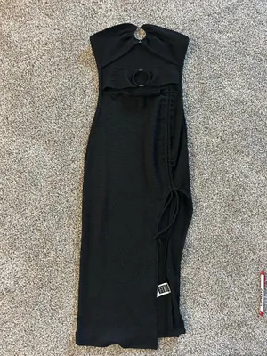 Black dress thumbnail 3