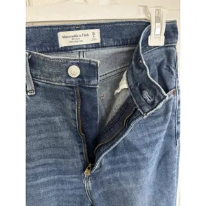Abercrombie & Fitch The Flare Ultra High Rise Jeans Size 28 6S Whiskering thumbnail 4