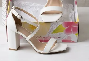 Delicious White Strappy Block Heel Sandals Size 5.5 thumbnail 1