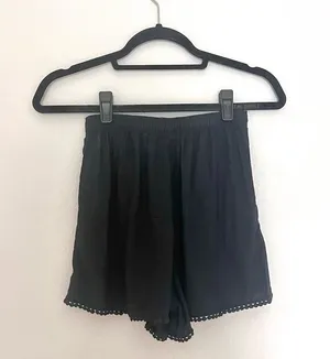 Abercrombie Black Flowy Shorts thumbnail 1